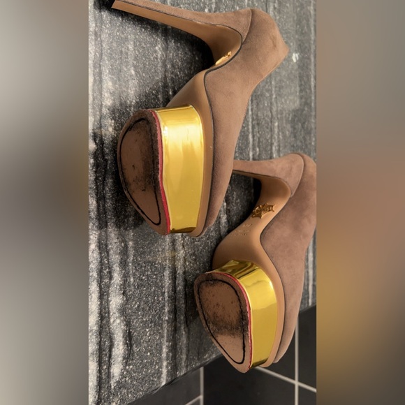 Charlotte Olympia Pumps - Picture 6 of 6